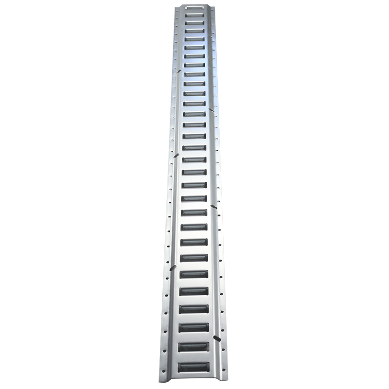 Iarnród Ceangail-Síos E-Amhrán: Fóntas Iltoiseach